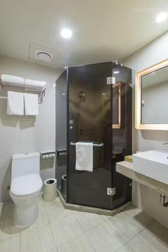 Ji Hotel Shanghai The Bund Shandong Middle Road Екстериор снимка